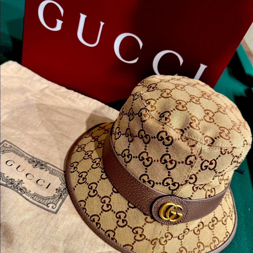 Gucci canvas bucket hat new with tags